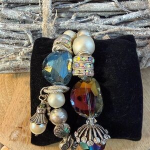 Chic Beaded Bracelet with Blue and Gold Accents